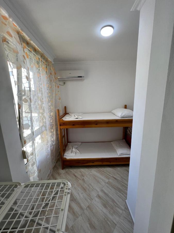 Leo Apartament Durrës Exterior foto