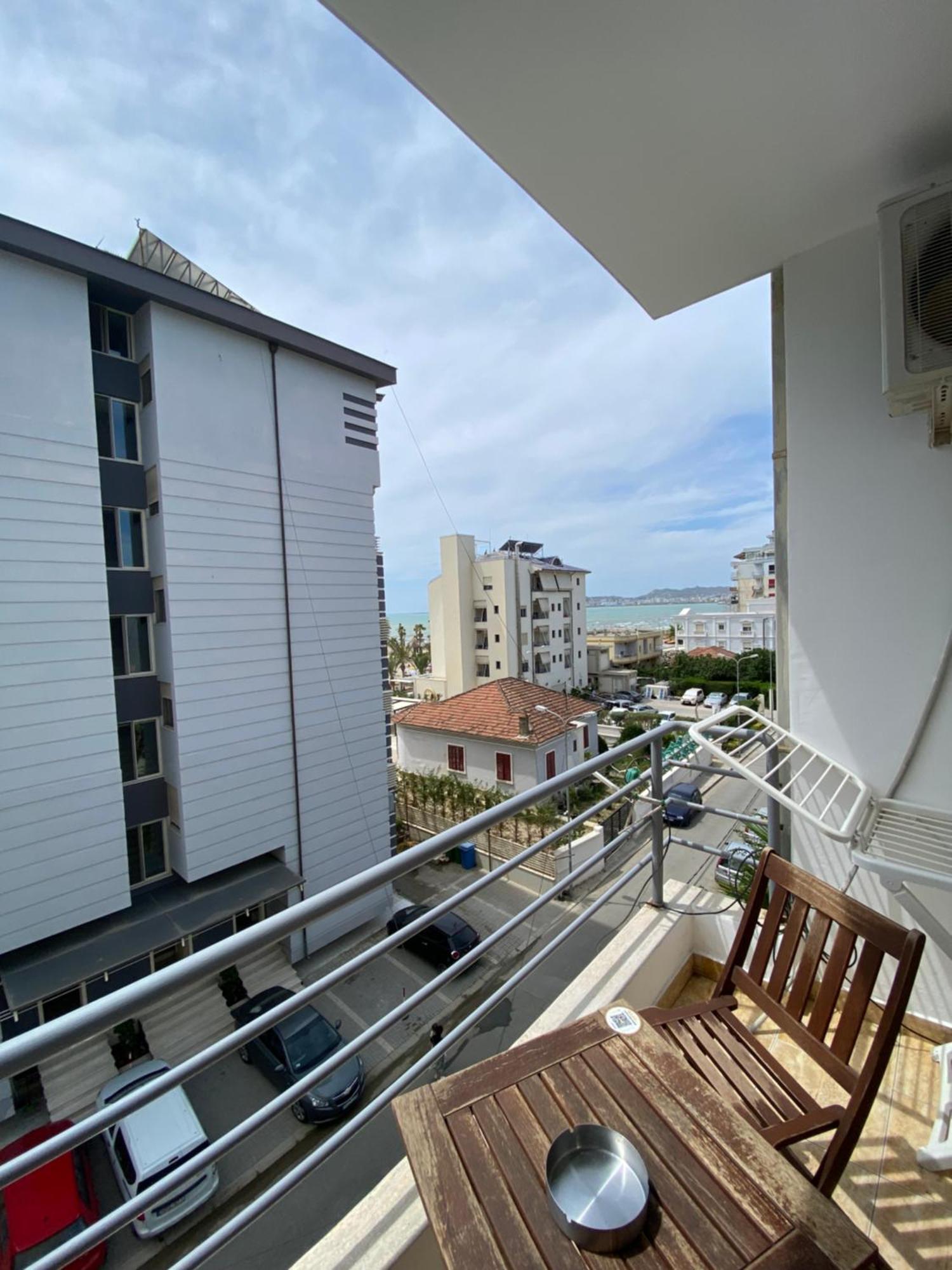 Leo Apartament Durrës Exterior foto